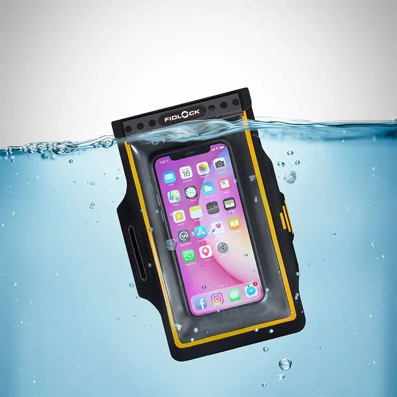 Adjustable Hermetic Armband For Phones And Essentials 1