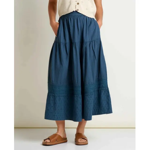 Airscape Midi Skirt – Flowy & Functional Travel Skirt 1