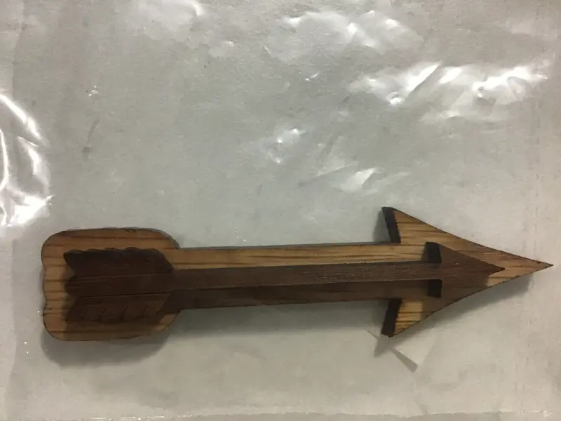 Arrow Oak-Backed Symbol Decorative Piece 1