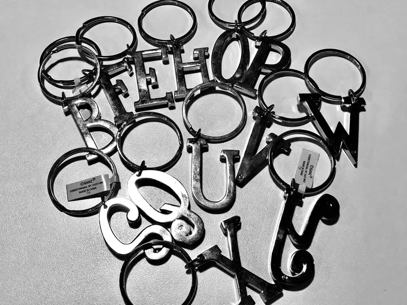 Customizable Greek Letter Keychain With Lobster Clasp 1