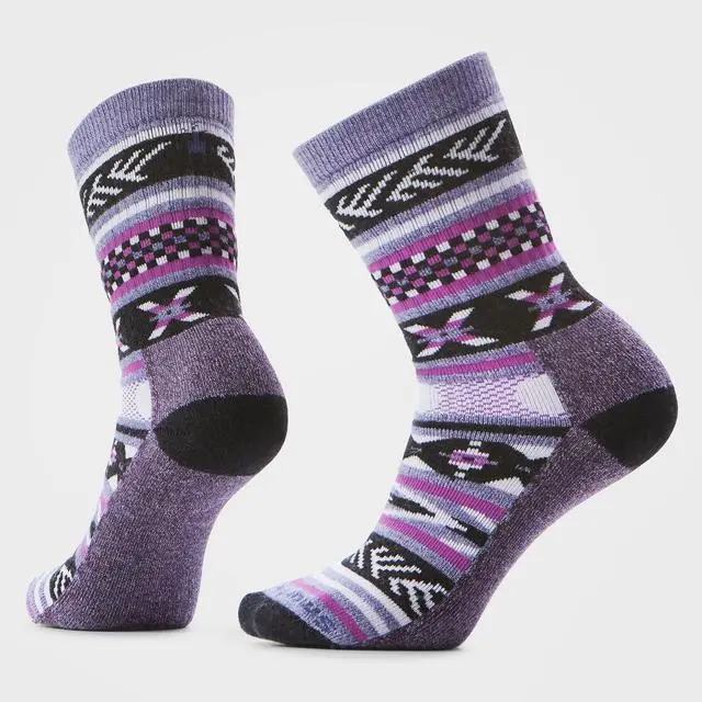 Unisex Cozy Cabin Games Crew Socks – Casual Everyday Style 1